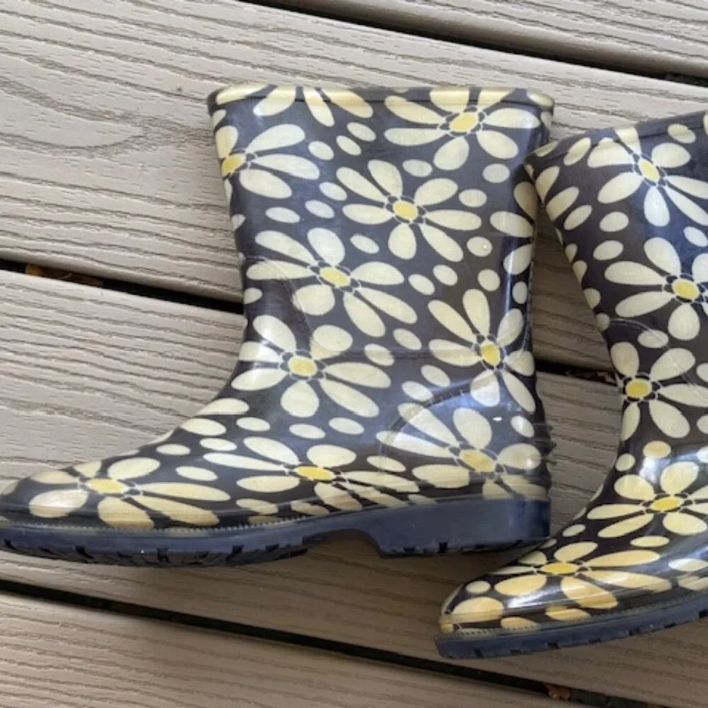 Gymboree Rain and Mud Boots for Kids - Size 2